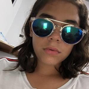 Meet your Posher, Andrea